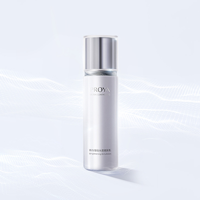 欧博代理平台靓白晶钻光透焕肤乳